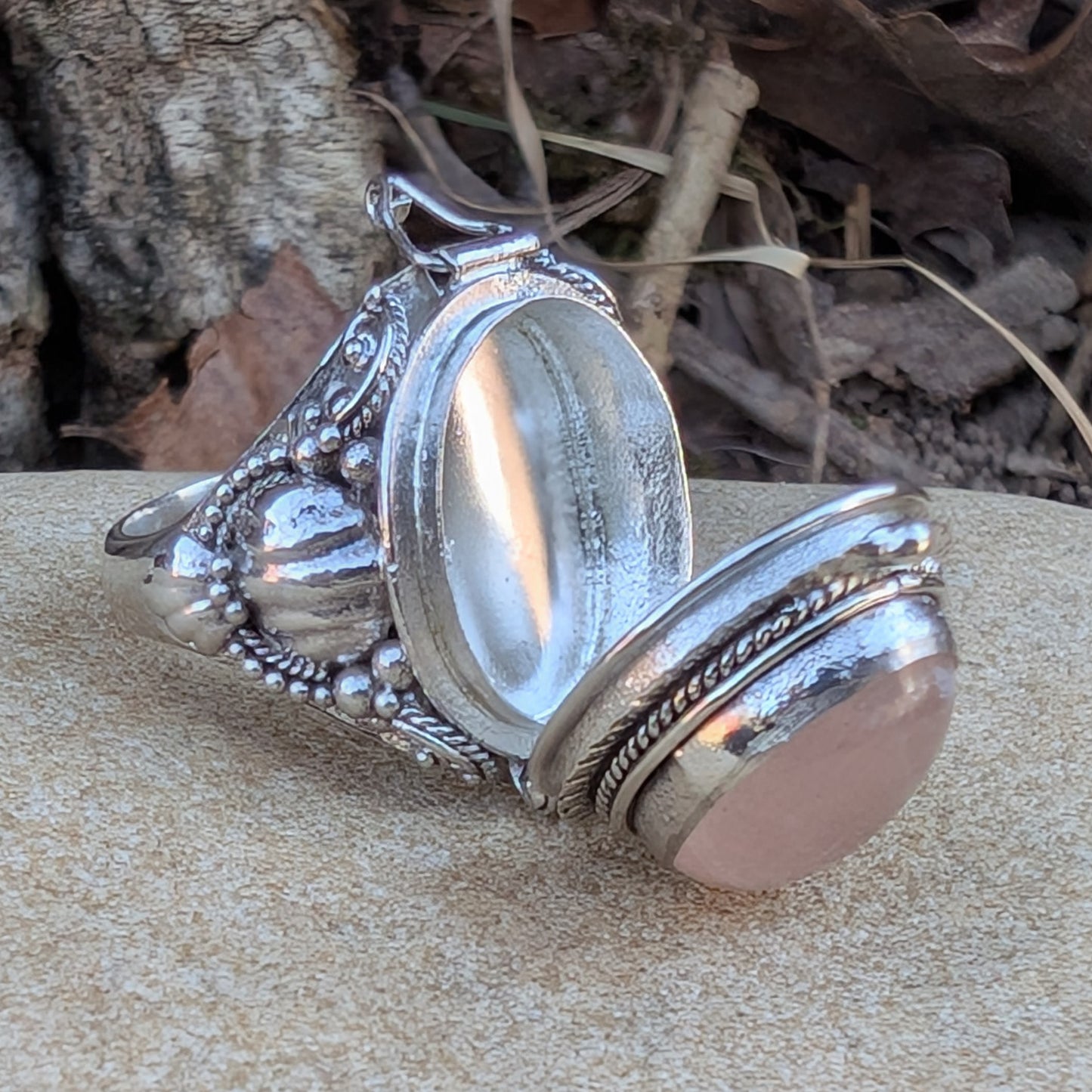 Large Oval Rose Quartz Sterling Silver Poison Ring
