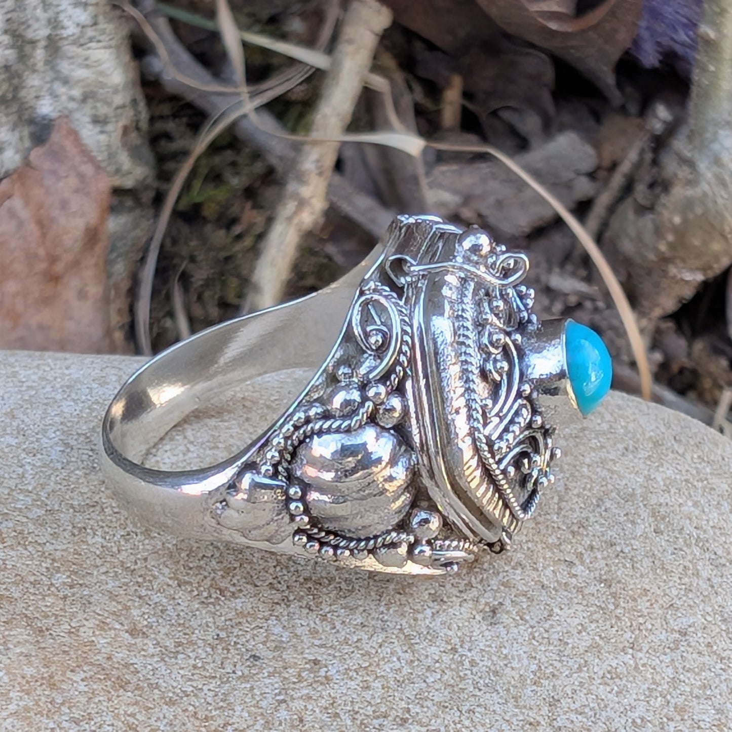 Genuine Arizona Turquoise Hexagonal Poison Ring Sterling Silver