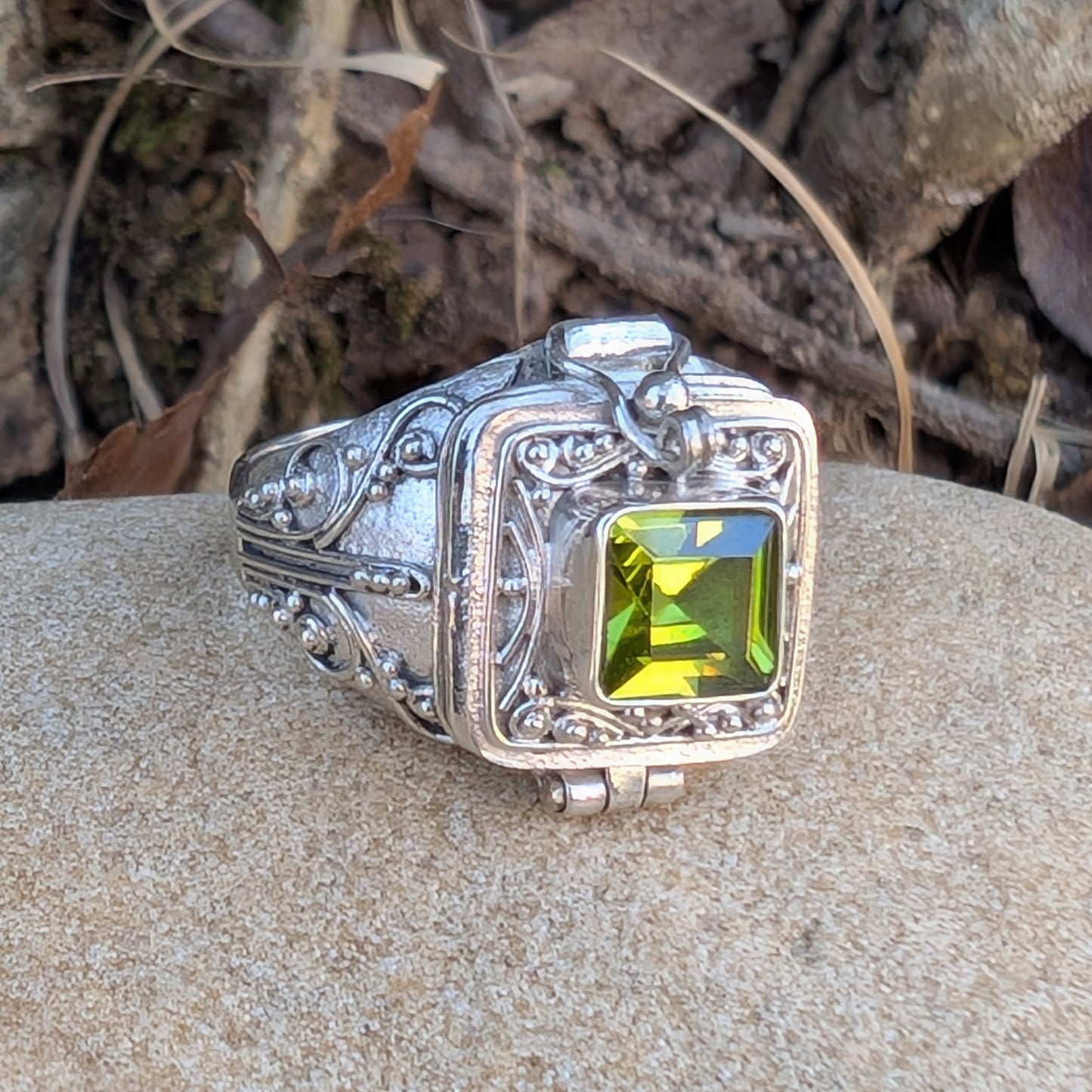 Midnight Elixir - Square Poison Locket Box Sterling Silver Ring